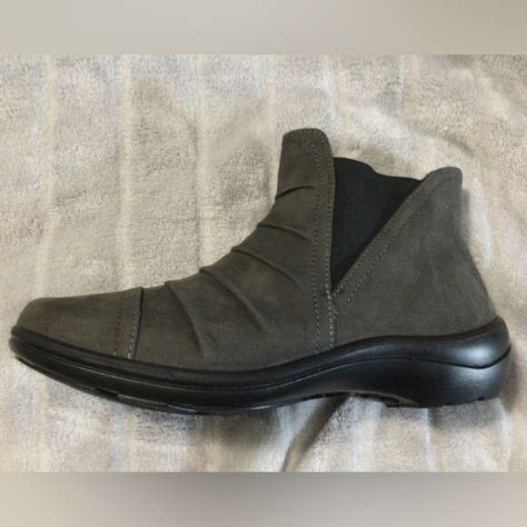 Romika Gray Suede Ankle Boots EU 37 US 6 to 6.5 - Picture 8 of 12